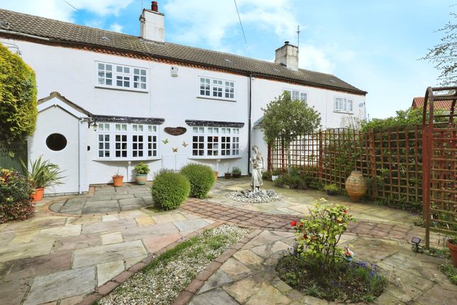 Cottage for sale in Back Row, Rossington, Doncaster