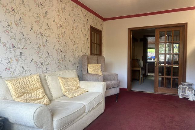 Ferndale Close, Greater Manchester photo 4