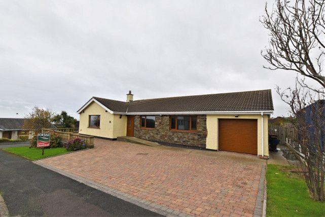 Thumbnail Bungalow for sale in Harbour View, Onchan