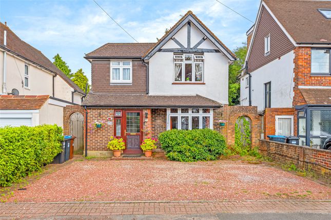 3-bed detached on 210, Farleigh Road, Surrey, £610,000
