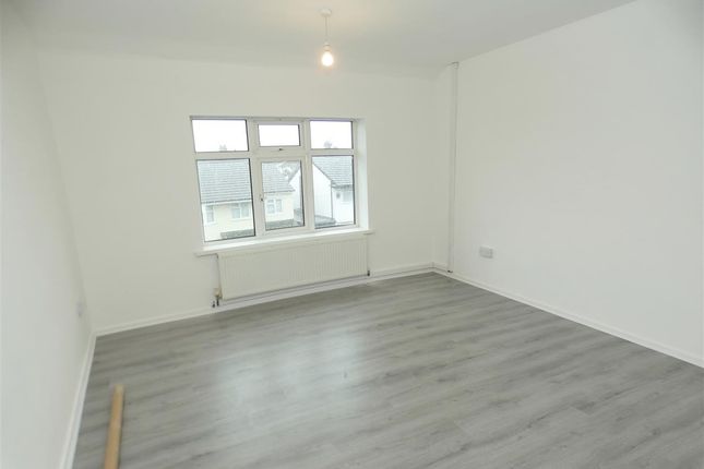 Acacia Avenue, Liverpool photo 4