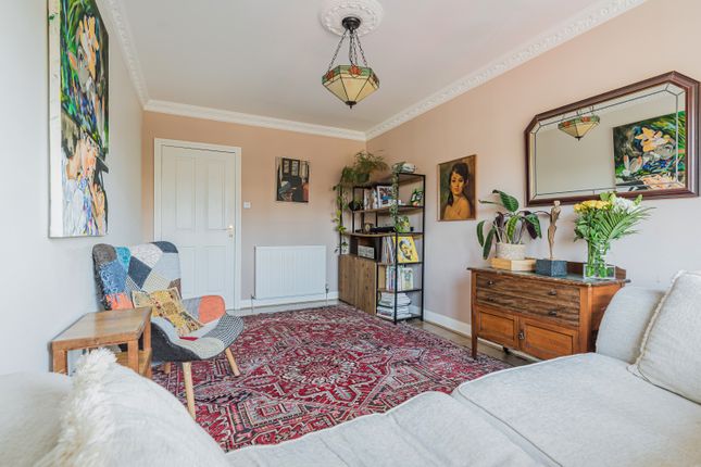 2/7, Lorimer View, Edinburgh photo 3