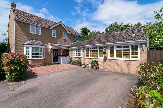 Thumbnail Detached house for sale in Schoolfields, Letchworth Garden City