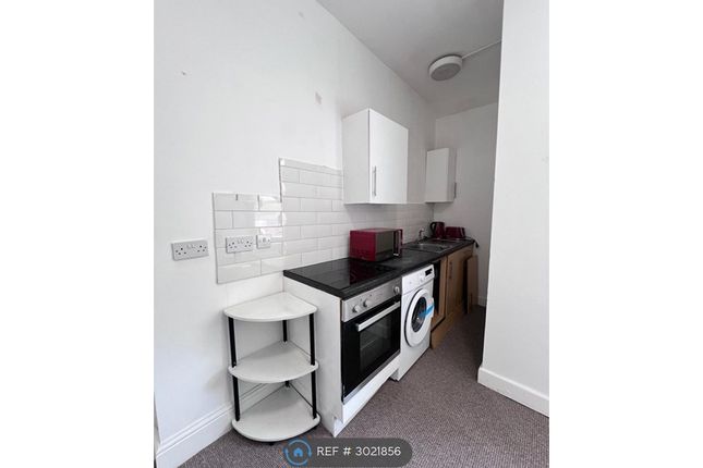 Flat  A Hawthorne Road, Bootle Liverpool, Bootle photo 5
