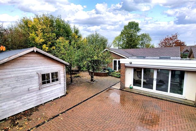 3-bed house on Westview,, Off Reigate Road, Hookwood, £600,000