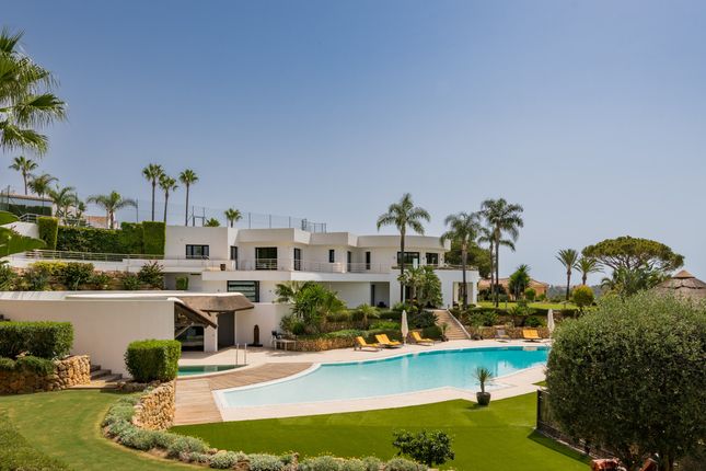 Villa for sale in Hacienda Las Chapas, Marbella, Malaga, Spain