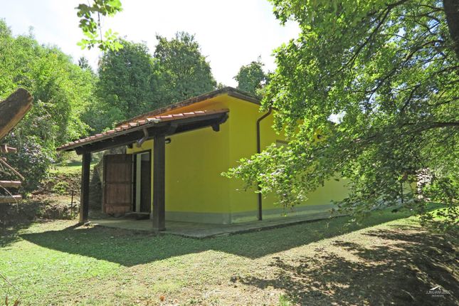 Detached house for sale in Massa-Carrara, Bagnone, Italy