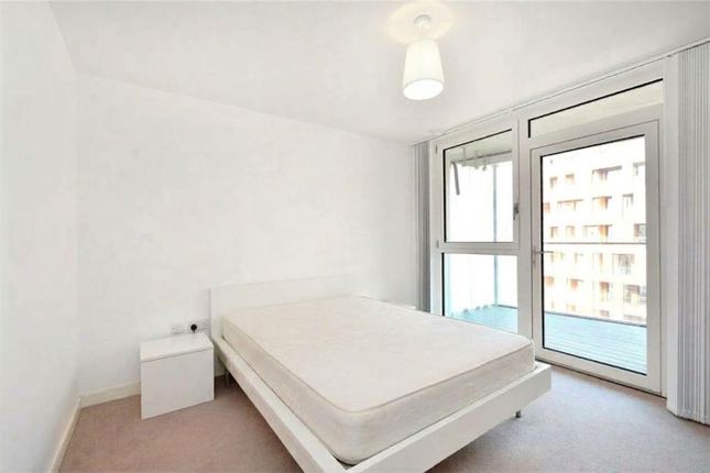 Flat 23, Poldo House, London photo 4