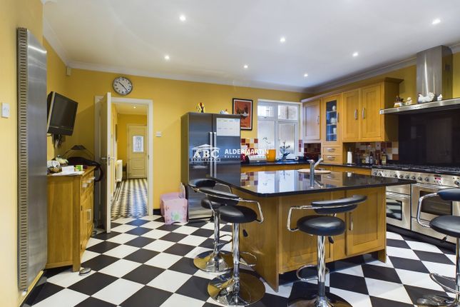Thumbnail Detached house for sale in Woodstead Grove, Edgware