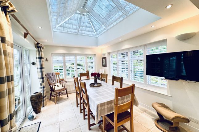 2, Tarrant Gardens, Hartley Wintney photo 4