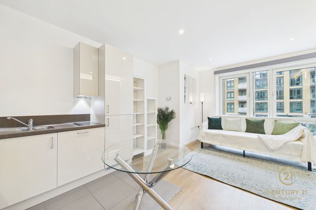 6 Jasmine House, Juniper Drive, LONDON photo 2