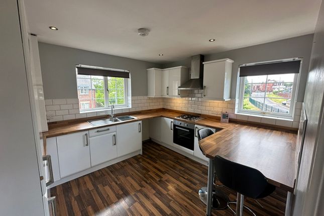 2, Lister Court, Low Road West, DONCASTER photo 3