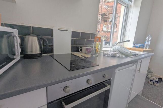 Flat 2 - Swallow Hill Works, 353 Tong Road, Leeds photo 3