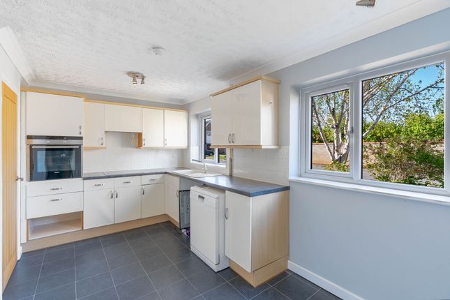 11 Carters Way, Cambridge photo 2