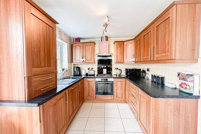 16 Ashtree Grove, Liverpool photo 2