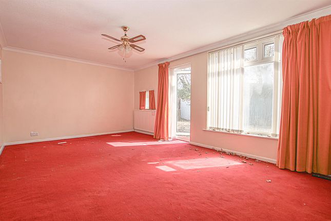 17, Vincent Close, Newmarket photo 4