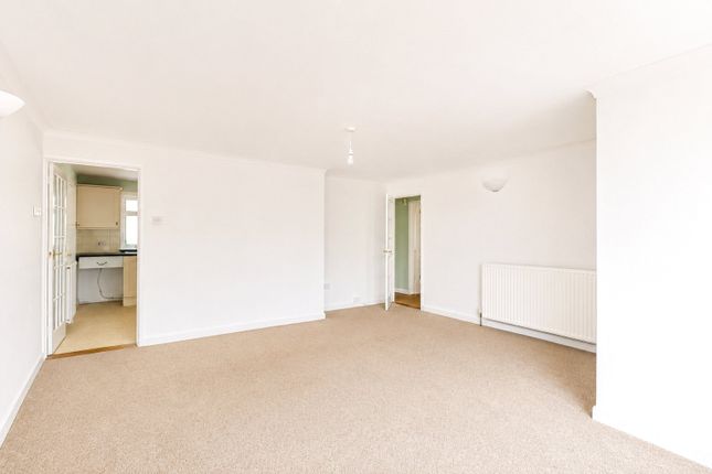 11, Andrew Road, Devon photo 4