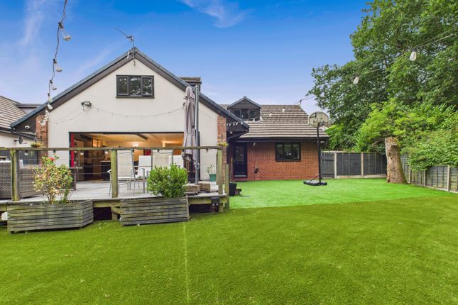 10, Blackthorne Road, Hyde photo 4