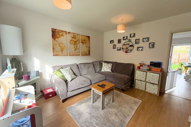 1d Ferndown Road, Manchester photo 2