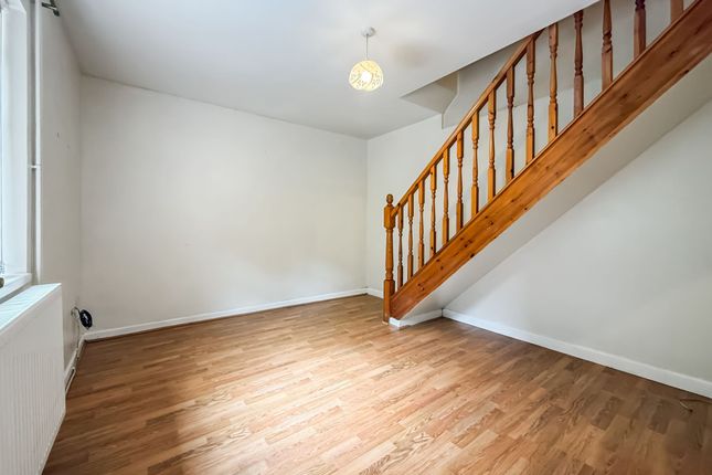 2 Brookland Cottages, Newport photo 3