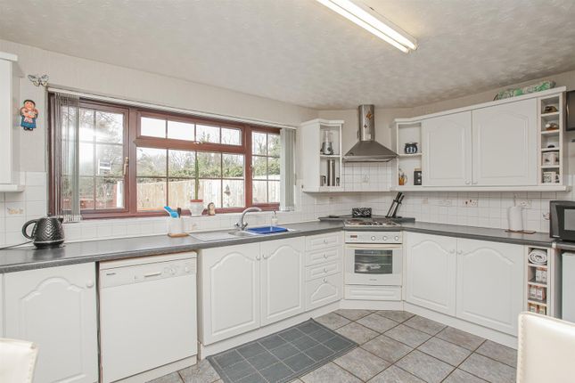 Detached house for sale in Trinity Close, Banbury