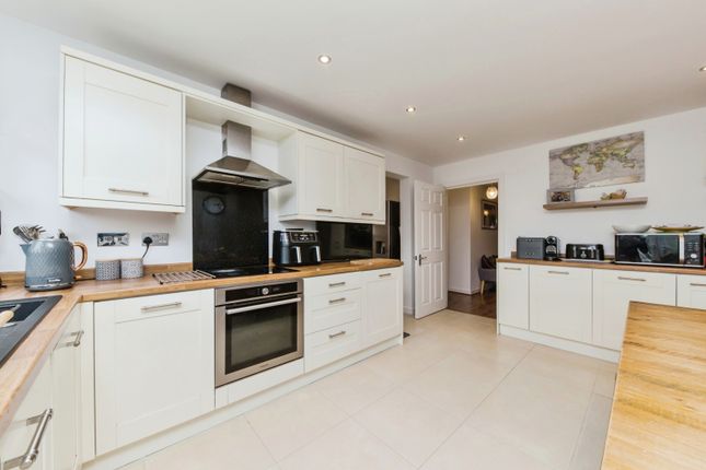 27A, Macclesfield photo 2