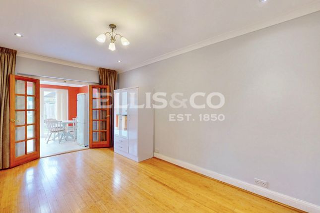 Alicia Gardens, Harrow photo 3