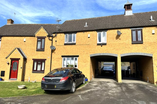 Terraced house for sale in Warkworth Close, Banbury
