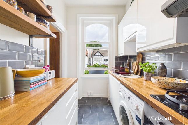 38D,, Sunny Gardens Road, London photo 2