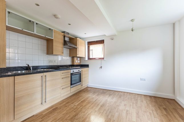 2, Moore, Woodlands, Wakefield photo 3