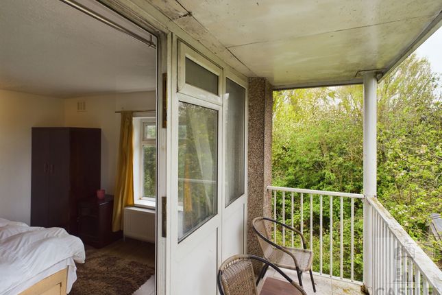 Room 7, 8 Belle Vue Grove, Middlesbrough photo 4