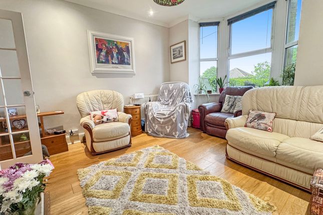 19 Church Road, Cowes photo 4
