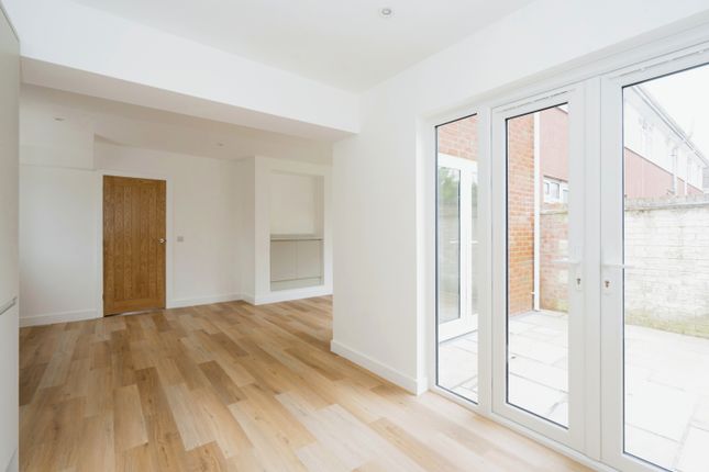 End terrace house for sale in Roedean Road, Worthing