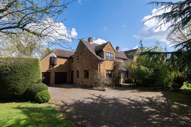 Thumbnail Detached house for sale in Southam Road, Priors Marston, Southam, Warwickshire