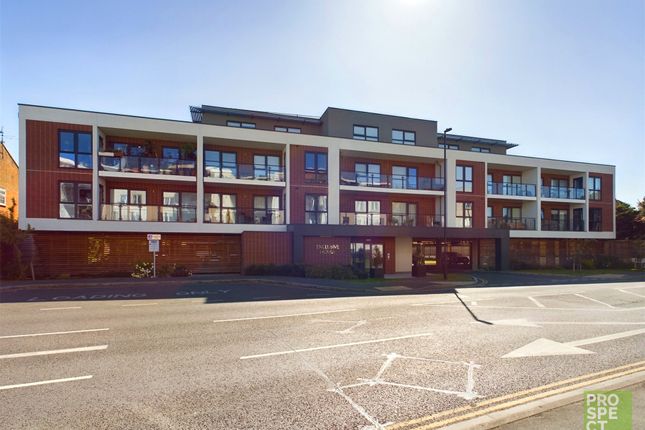 Thumbnail Flat for sale in Oldfield Road, Maidenhead, Berkshire