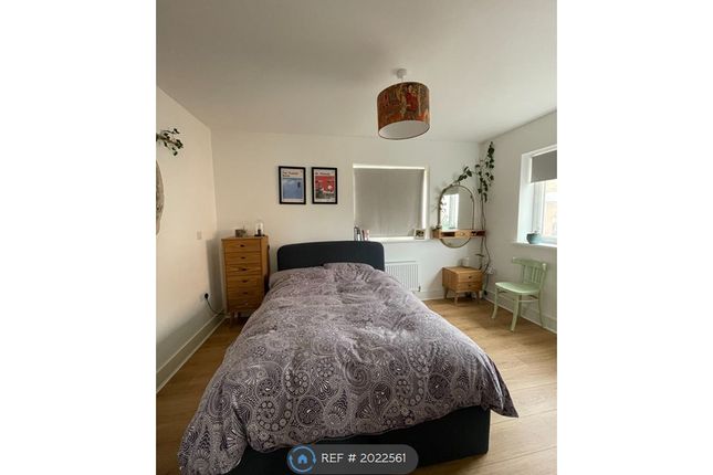 Room to rent in Norton Fitzwarren, Taunton