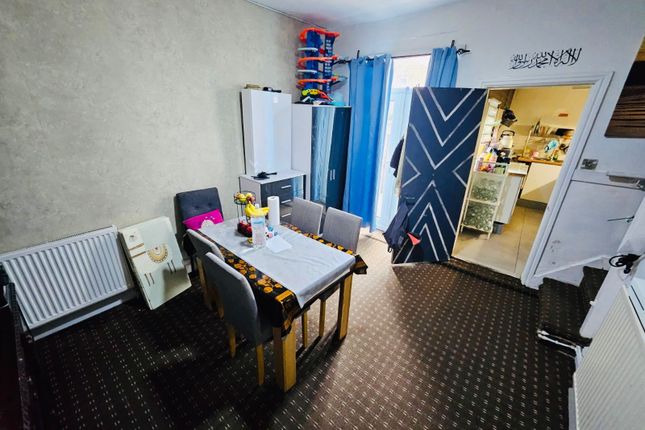 13, Molyneux Road, Manchester photo 3