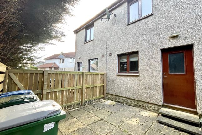 Terraced house for sale in 9 Sandport Close, Kinross