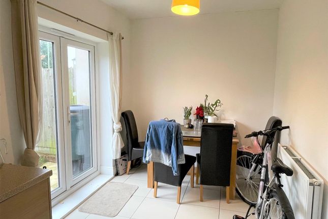 7, Quicksilver Crescent, Andover photo 4