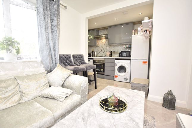 Flat for sale in Oxford Road, Cowley, Oxford, Oxfordshire
