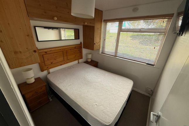 91, Cockleton Lane, Cowes photo 5