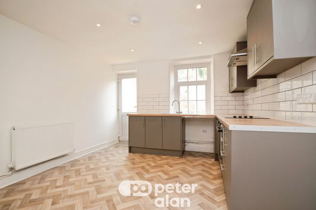 75, King Street, Pontypool photo 4