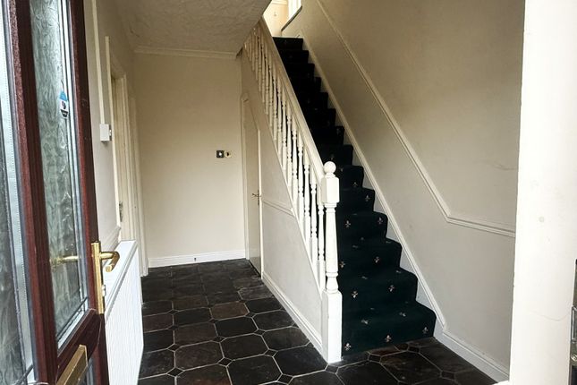 4, Maesyfron, Abercrave photo 2