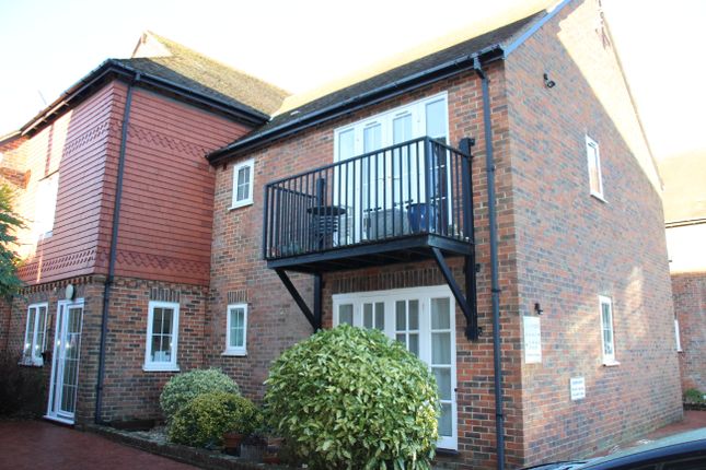 Mews house for sale in Crown Mews, Hungerford