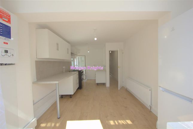 24, Thorngrove Road, Upton Park photo 5