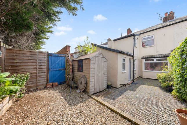 212 Crow Lane East, Newton-Le-Willows photo 4