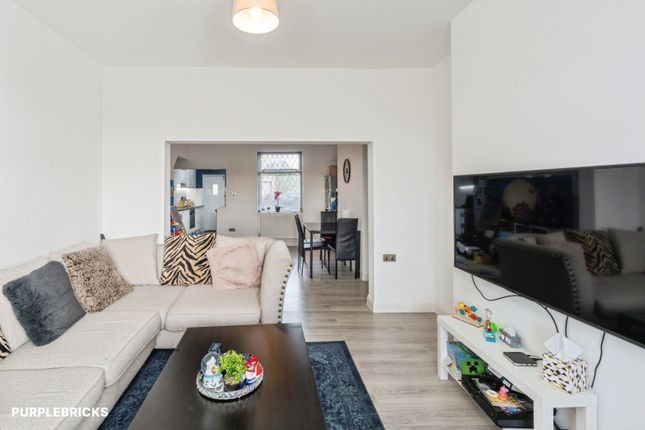 325, Bickershaw Lane, Wigan photo 4