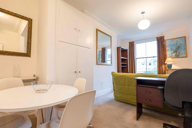 Thumbnail Flat to rent in St. Petersburgh Place, Bayswater, London