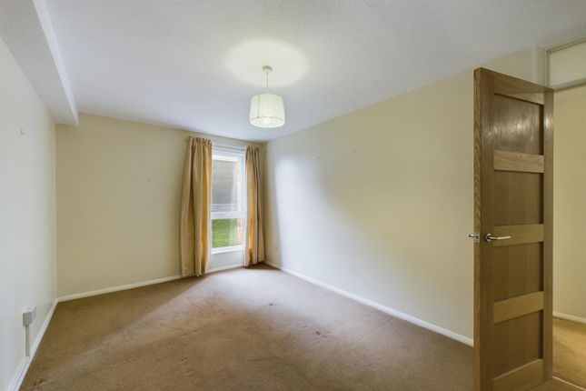 Flat to rent in Albany Court, Cromer