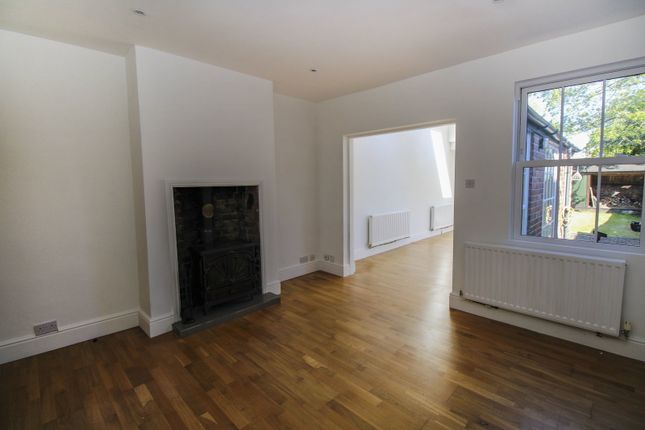 10, Hill Street, Stourbridge photo 2